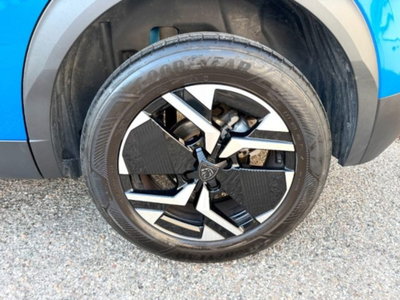 Peugeot 2008 PureTech 100 S&S Allure (8)