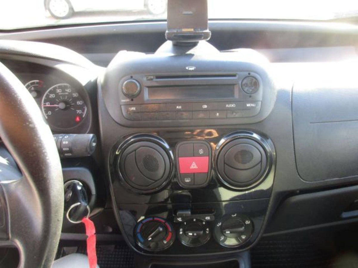 Fiat Qubo 1.3 MJT 95 CV Dynamic (12)