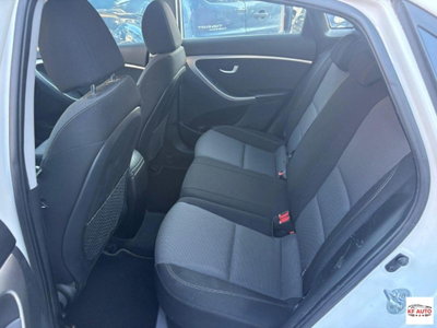 Hyundai i30 1.6 CRDi 5p. Classic (15)