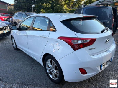 Hyundai i30 1.6 CRDi 5p. Classic (4)