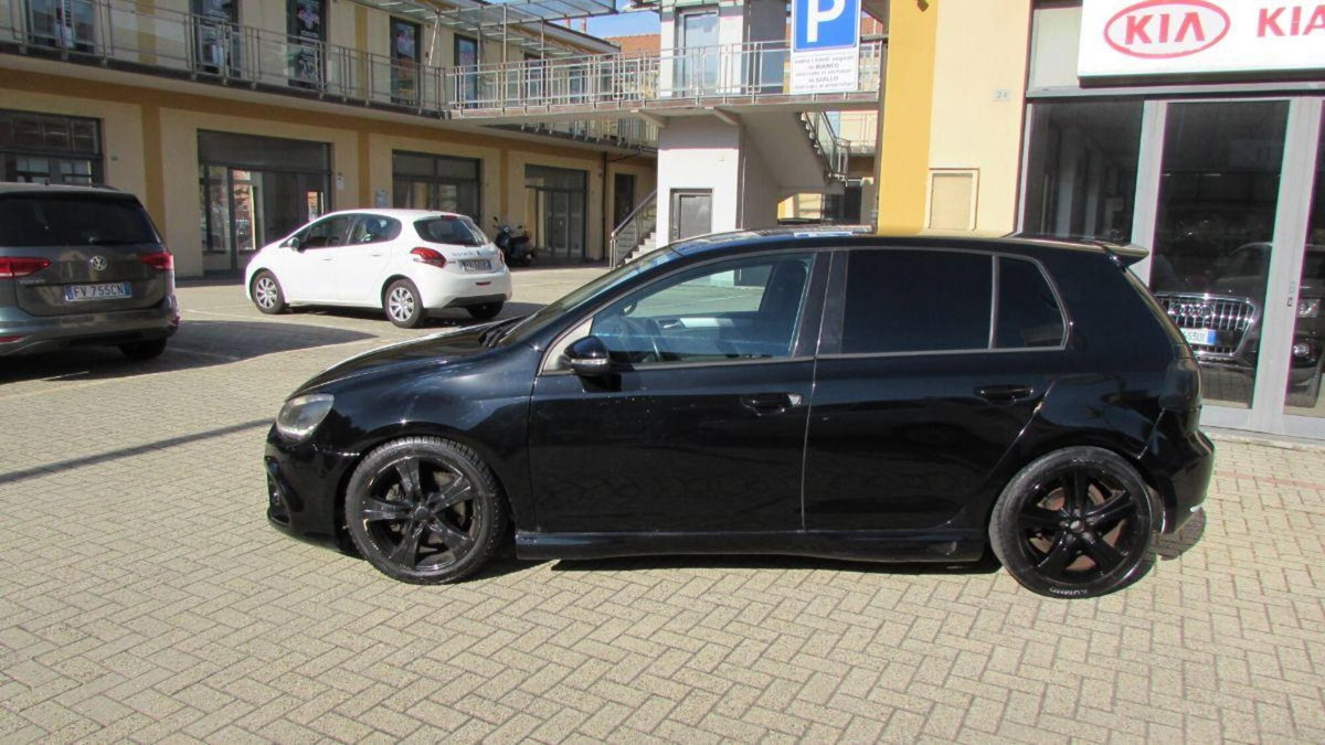 Volkswagen Golf 2.0 TDI 140CV DPF 5p. Highline (2)