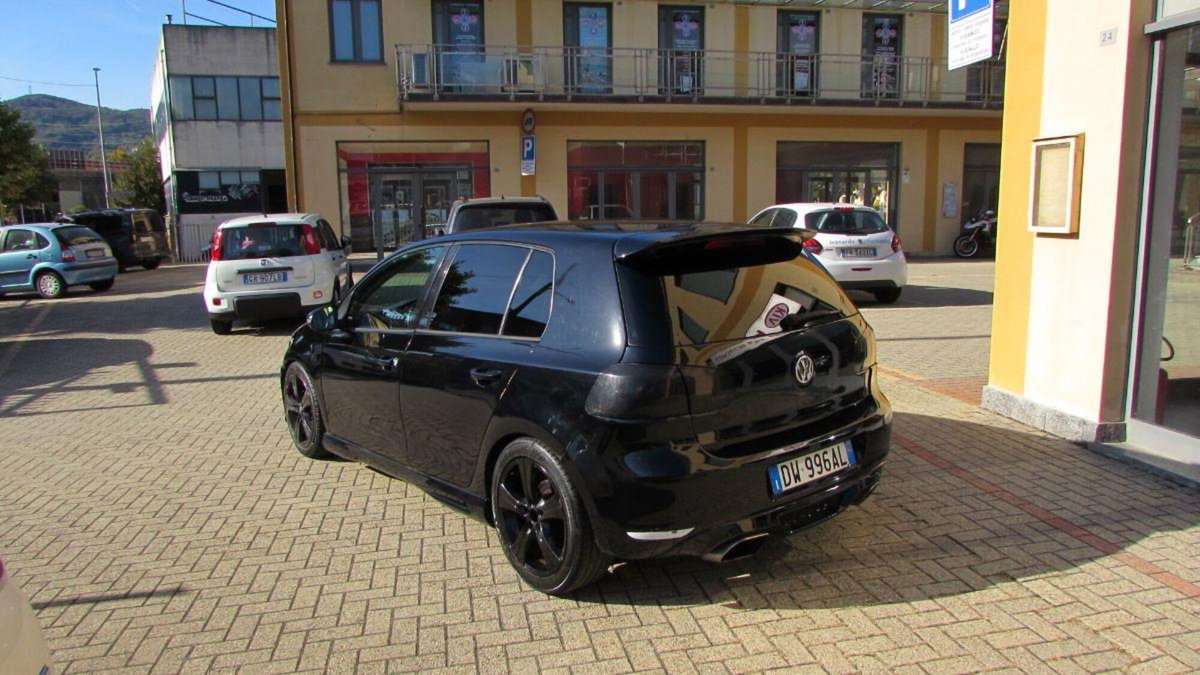 Volkswagen Golf 2.0 TDI 140CV DPF 5p. Highline (3)