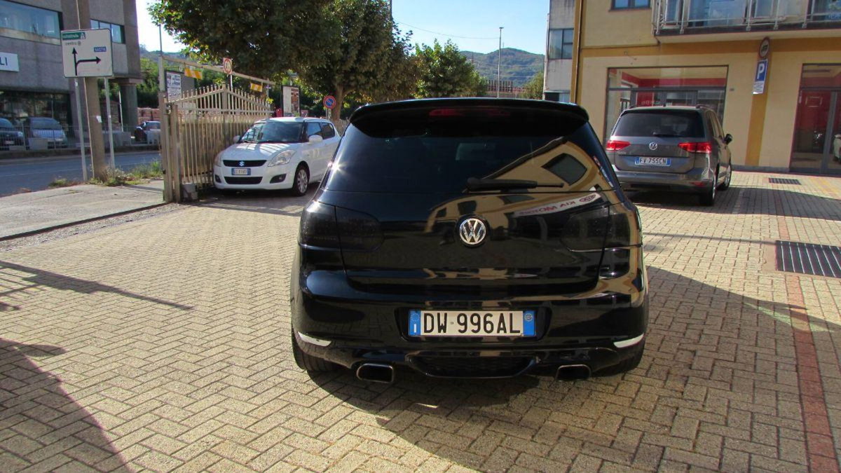 Volkswagen Golf 2.0 TDI 140CV DPF 5p. Highline (4)