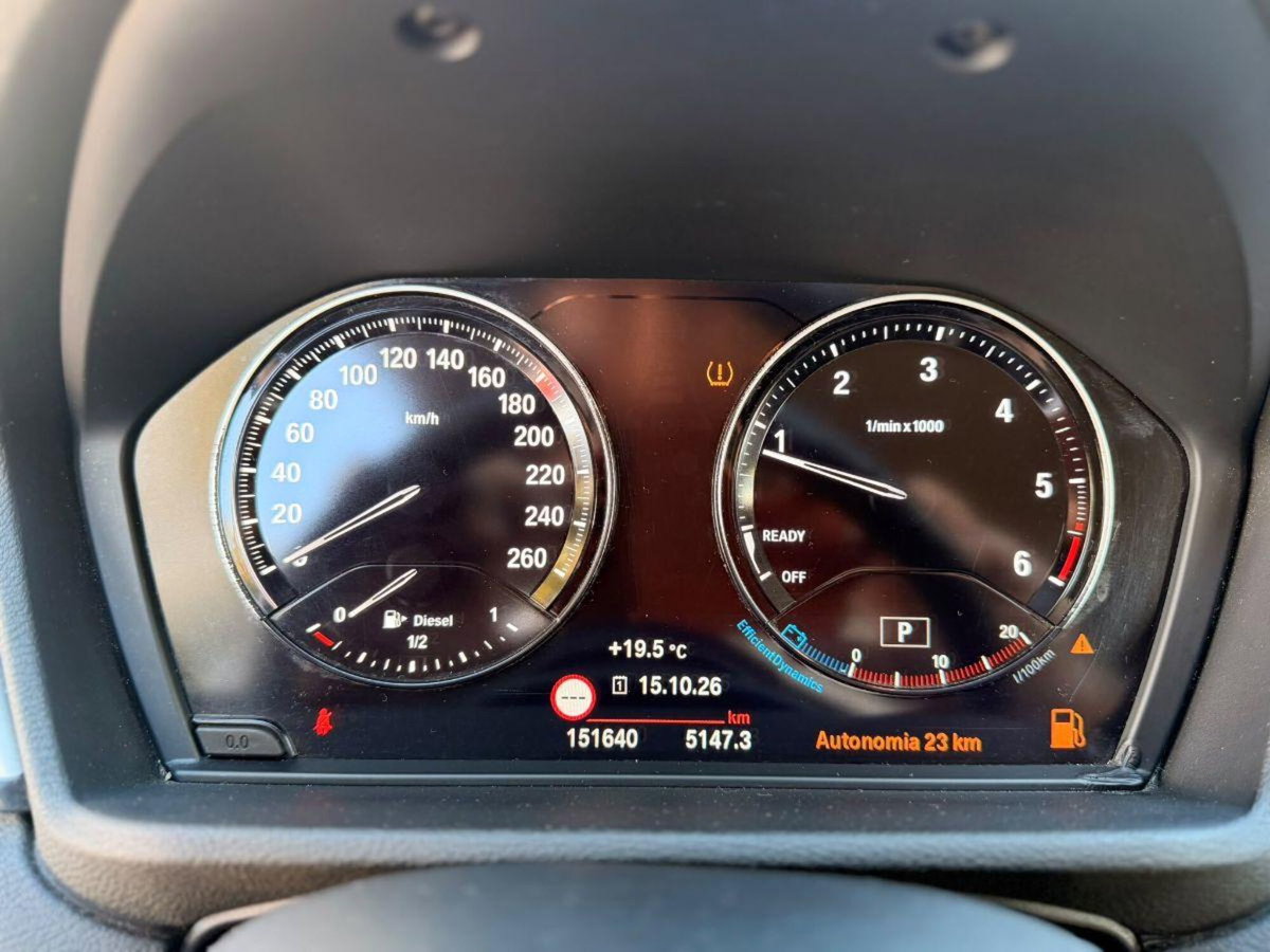 BMW X1 sDrive18d Business (12)