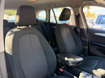 BMW X1 sDrive18d Business (16)