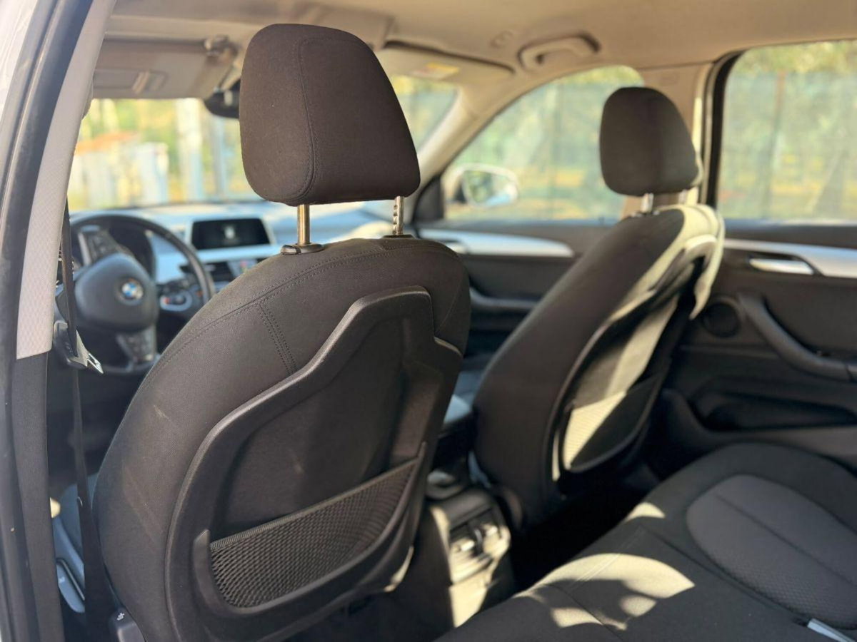 BMW X1 sDrive18d Business (19)