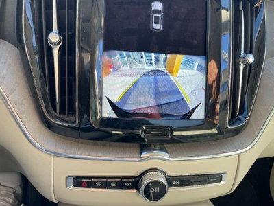 Volvo XC60 B4 automatico Core (14)