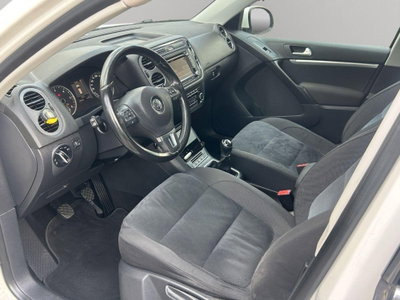 Volkswagen Tiguan 2.0 TDI 140 CV Sport & Style BlueMotion Technology (12)