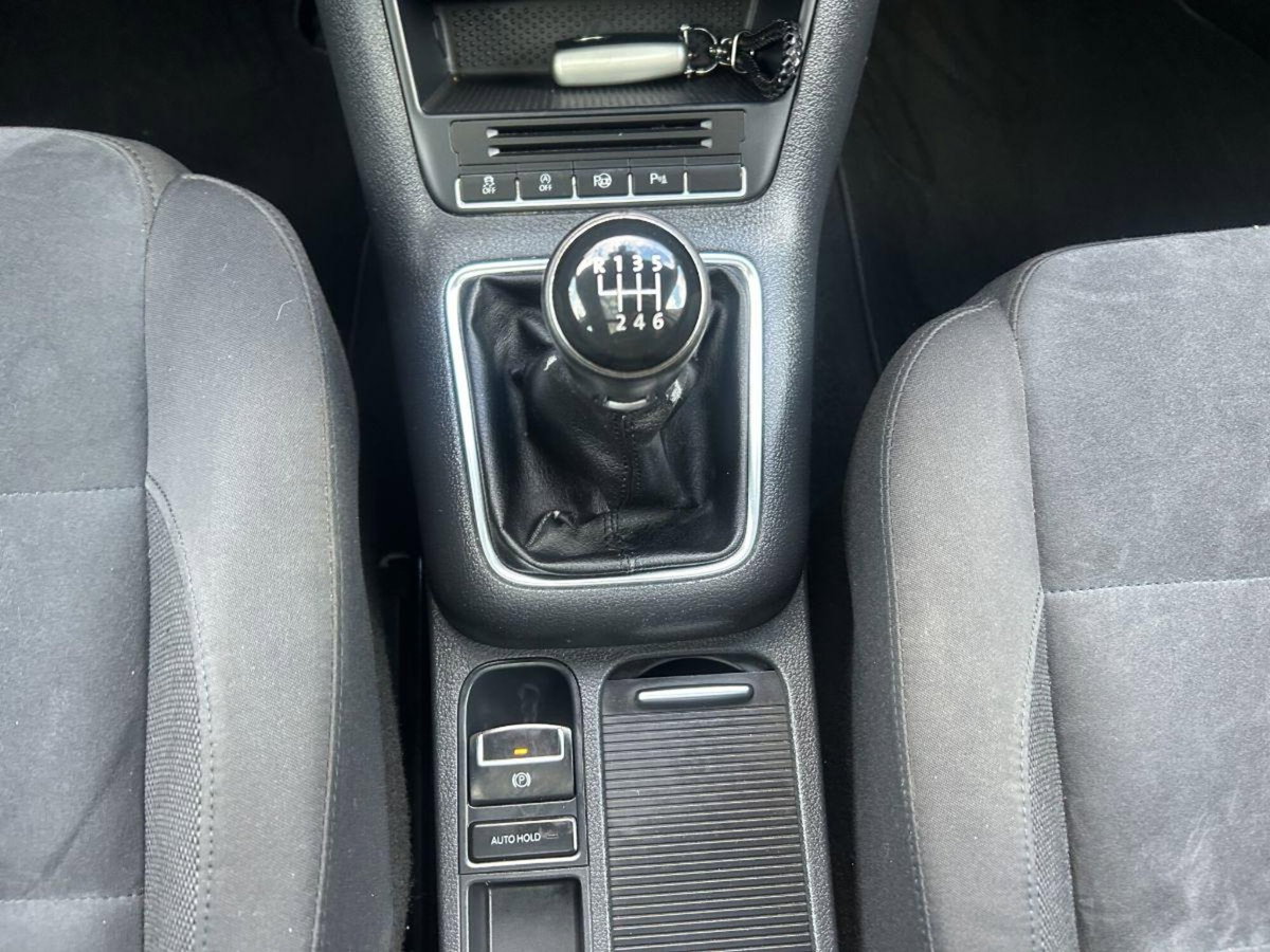 Volkswagen Tiguan 2.0 TDI 140 CV Sport & Style BlueMotion Technology (19)