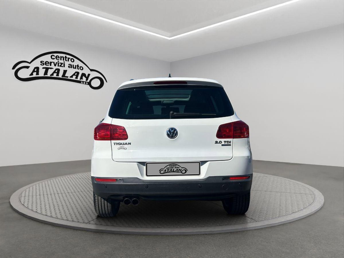 Volkswagen Tiguan 2.0 TDI 140 CV Sport & Style BlueMotion Technology (4)
