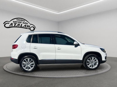 Volkswagen Tiguan 2.0 TDI 140 CV Sport & Style BlueMotion Technology (6)