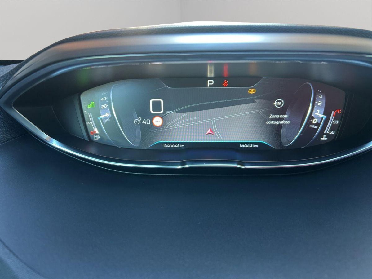Peugeot 3008 BlueHDi 130 S&S EAT8 GT Line (19)