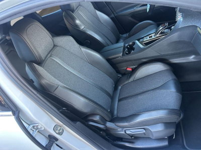 Peugeot 3008 BlueHDi 130 S&S EAT8 GT Line (20)