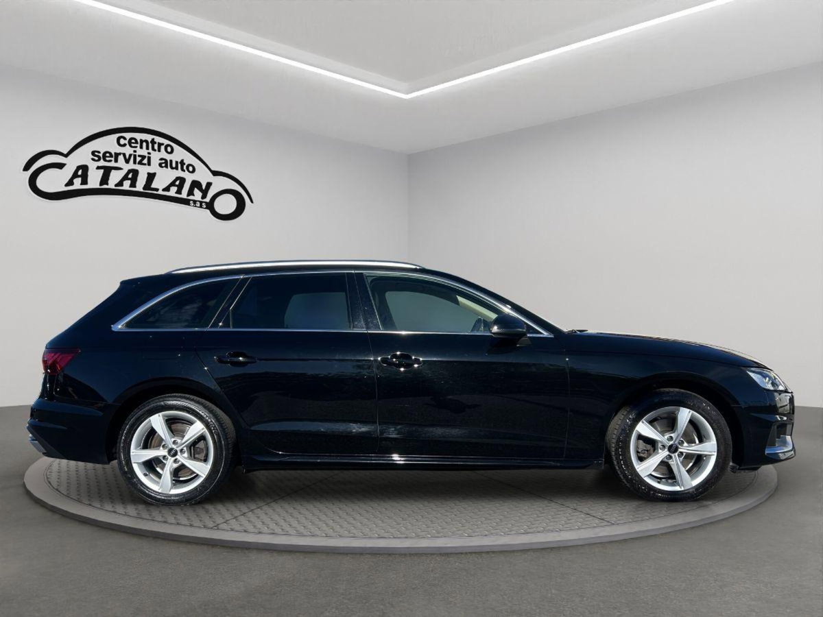 Audi A4 Avant 30 TDI/136 CV S tronic S line edition (6)