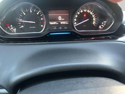 Peugeot 208 HDi 68 CV 5 porte Allure (17)