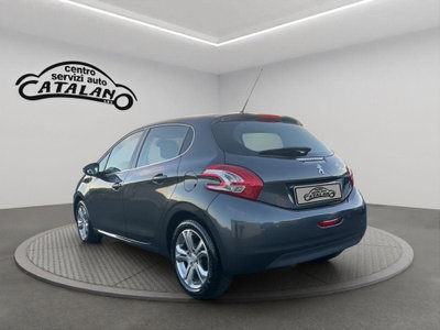Peugeot 208 HDi 68 CV 5 porte Allure (3)