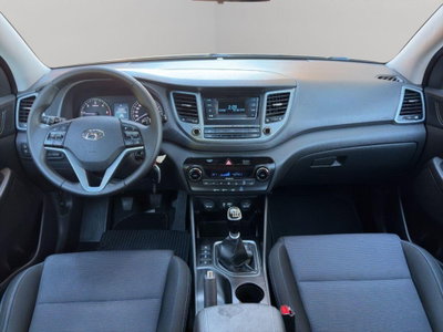Hyundai Tucson 1.7 CRDi XPossible (14)