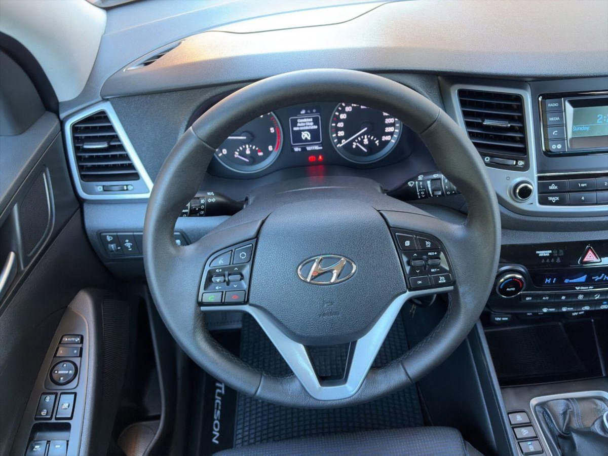 Hyundai Tucson 1.7 CRDi XPossible (19)