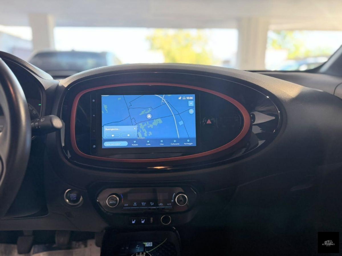 Toyota Aygo X 1.0 VVT-i 72 CV 5 porte Limited Air (15)