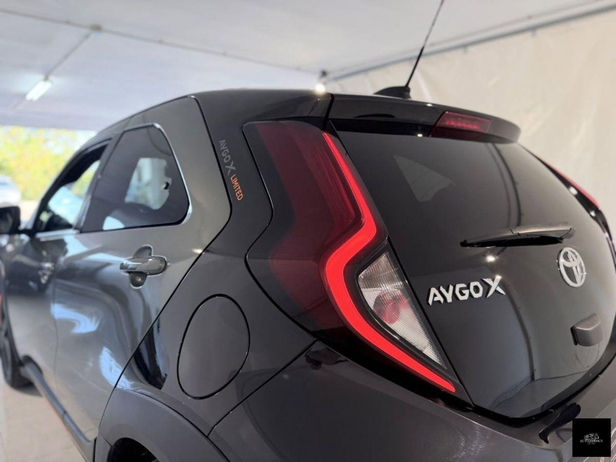 Toyota Aygo X 1.0 VVT-i 72 CV 5 porte Limited Air (6)