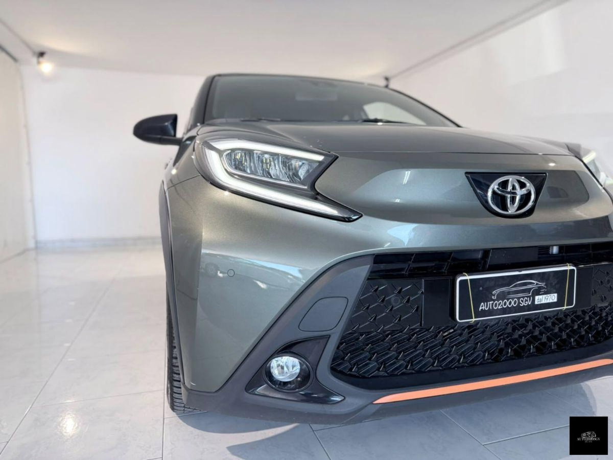 Toyota Aygo X 1.0 VVT-i 72 CV 5 porte Limited Air (9)