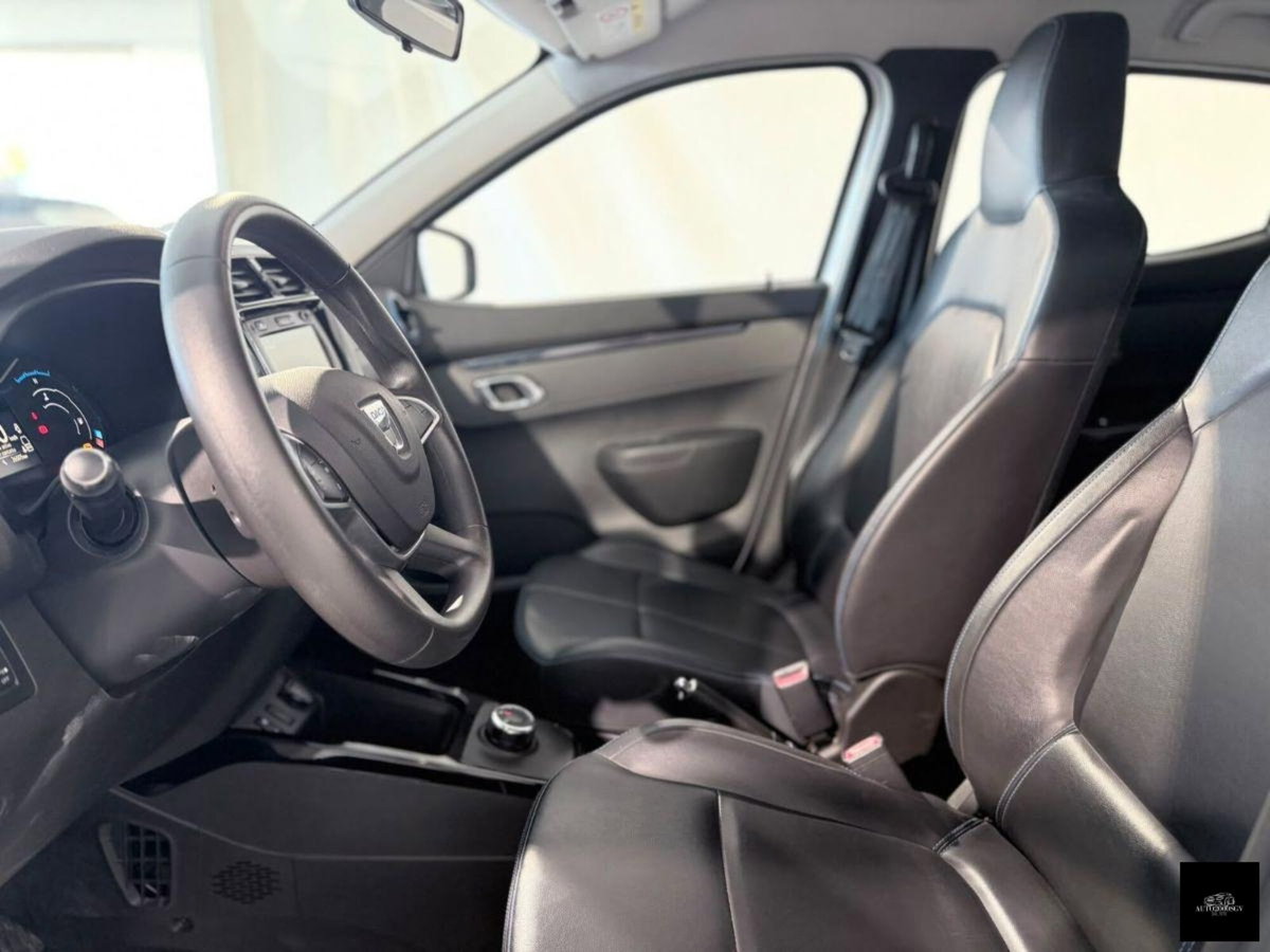 Dacia Spring Comfort Plus Electric 45 (13)