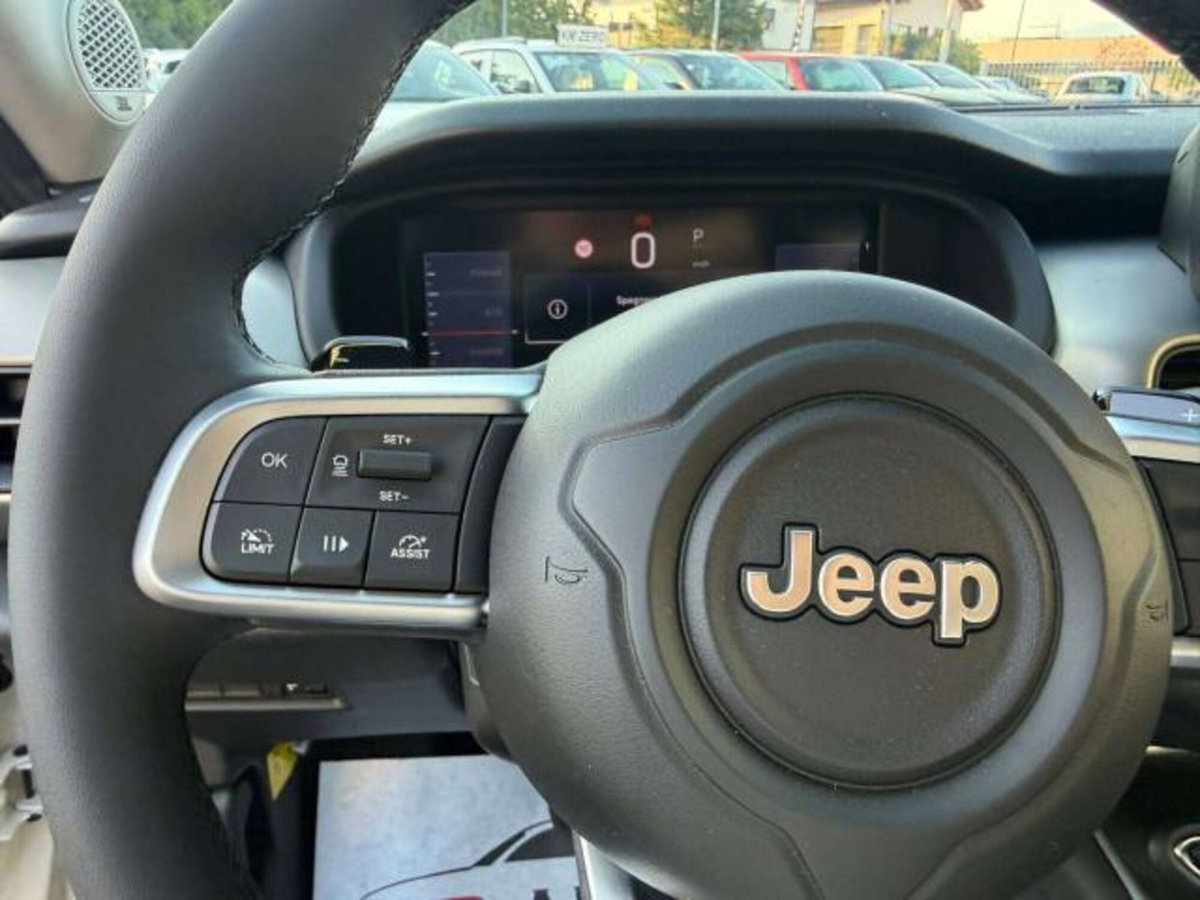 Jeep Avenger 1.2 turbo e-hybrid mhev Altitude fwd 110cv edct6 (8)