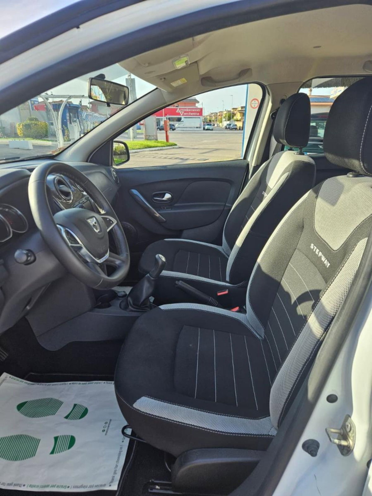 Dacia Sandero Stepway 0.9 TCe 90 CV Comfort (10)