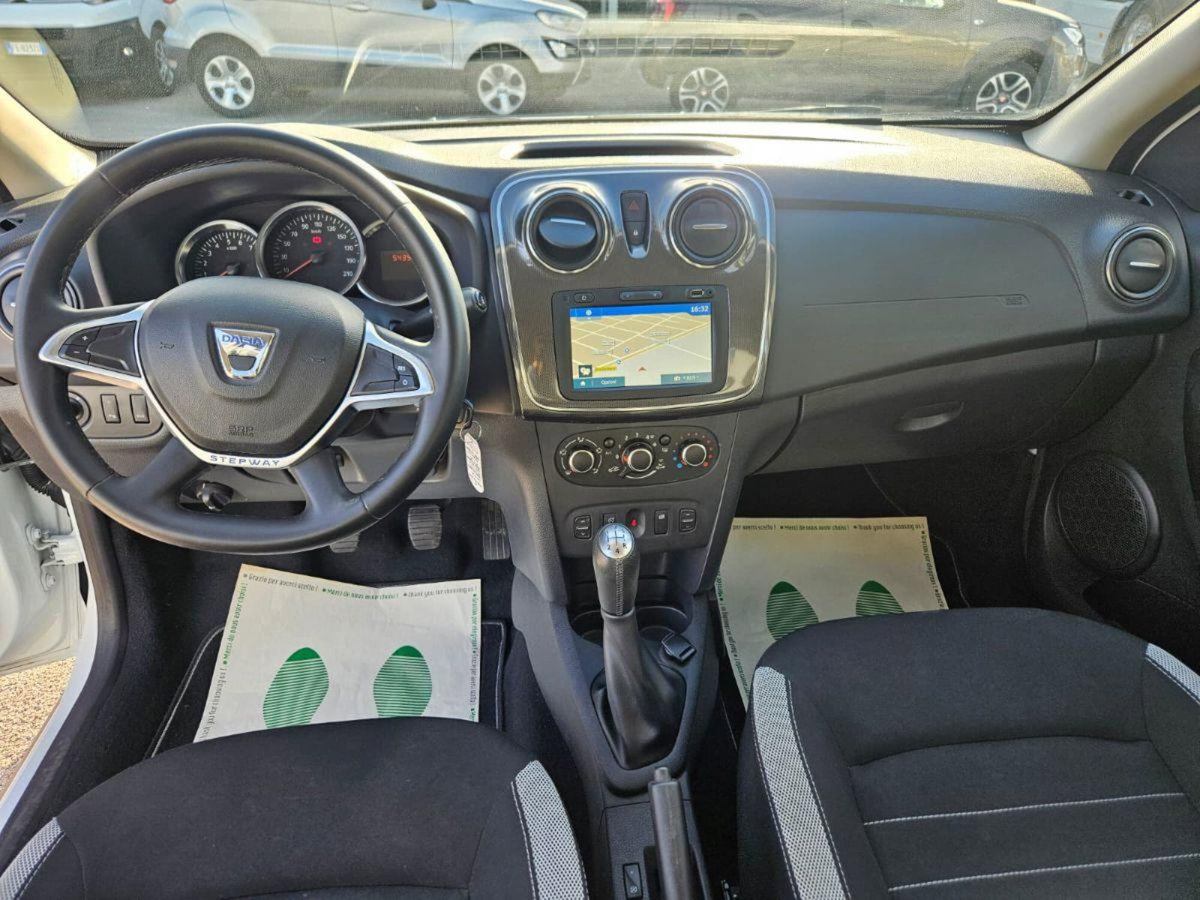 Dacia Sandero Stepway 0.9 TCe 90 CV Comfort (11)