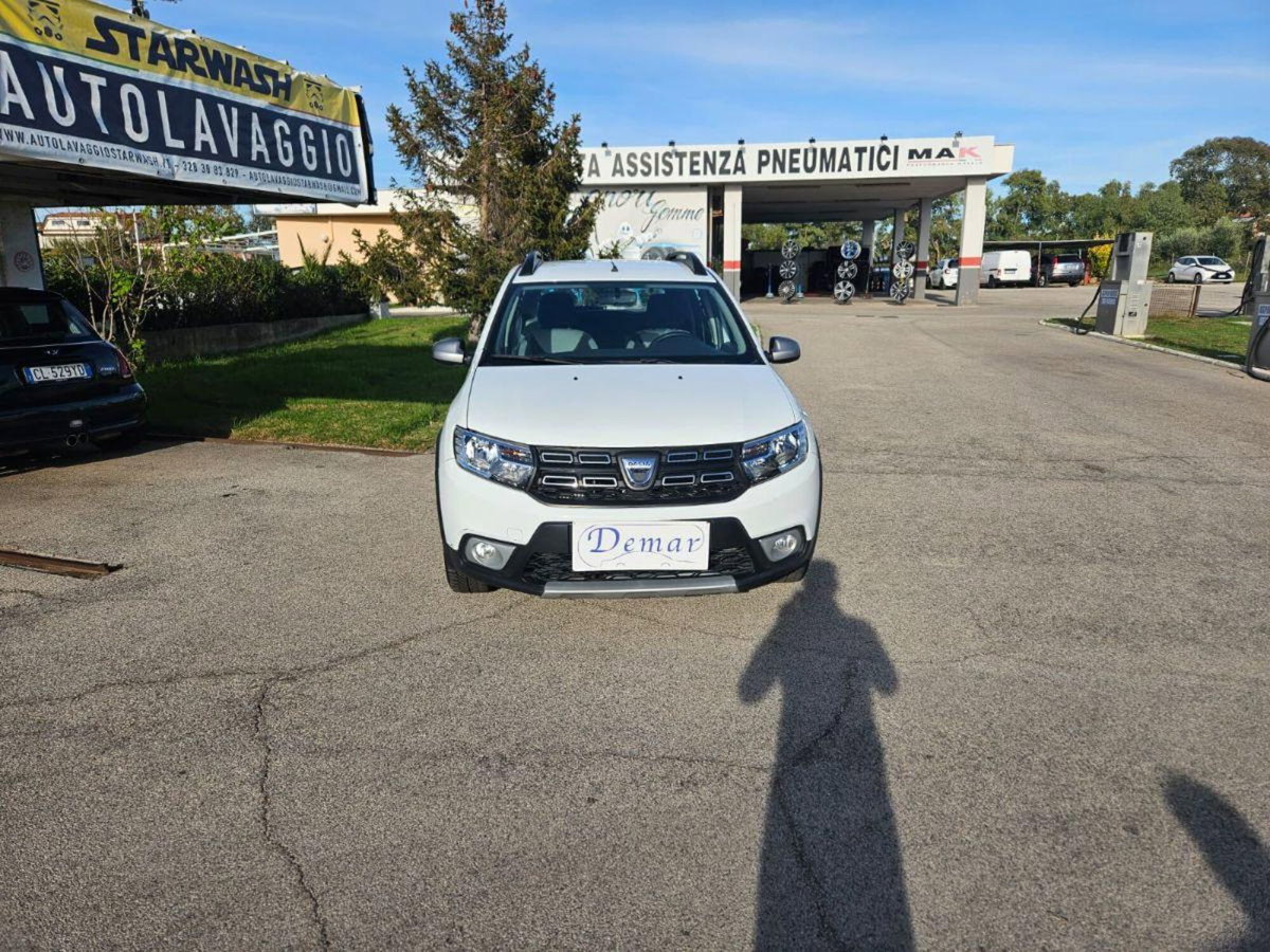 Dacia Sandero Stepway 0.9 TCe 90 CV Comfort (3)
