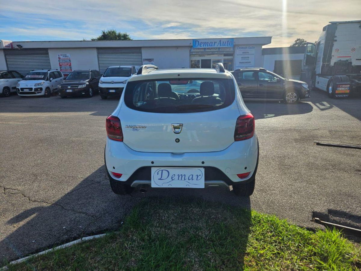 Dacia Sandero Stepway 0.9 TCe 90 CV Comfort (6)