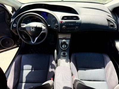 Honda Civic 1.4 i-VTEC 5p. Elegance (10)