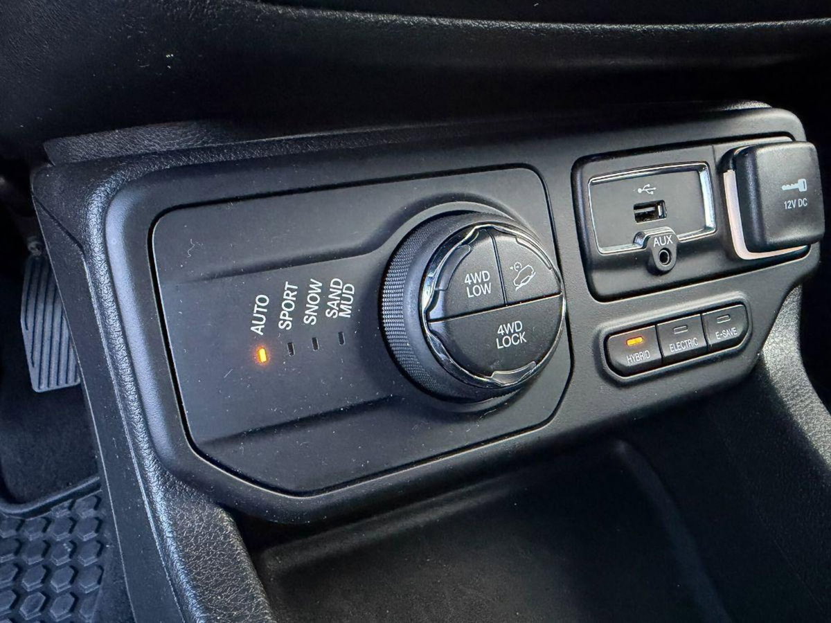Jeep Renegade 1.3 T4 240CV PHEV 4xe AT6 S (18)