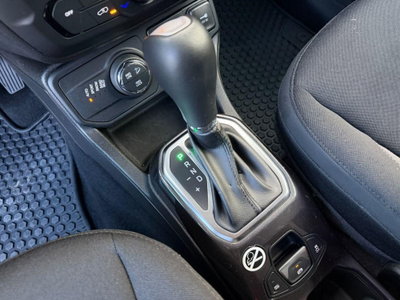 Jeep Renegade 1.3 T4 240CV PHEV 4xe AT6 S (19)