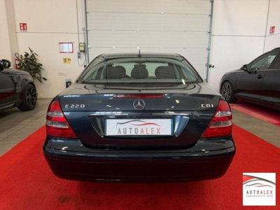 Mercedes-Benz Classe E 220 CDI cat Classic (5)