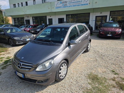 Mercedes-Benz Classe B 180 NGT BlueEFFICIENCY Premium (2)