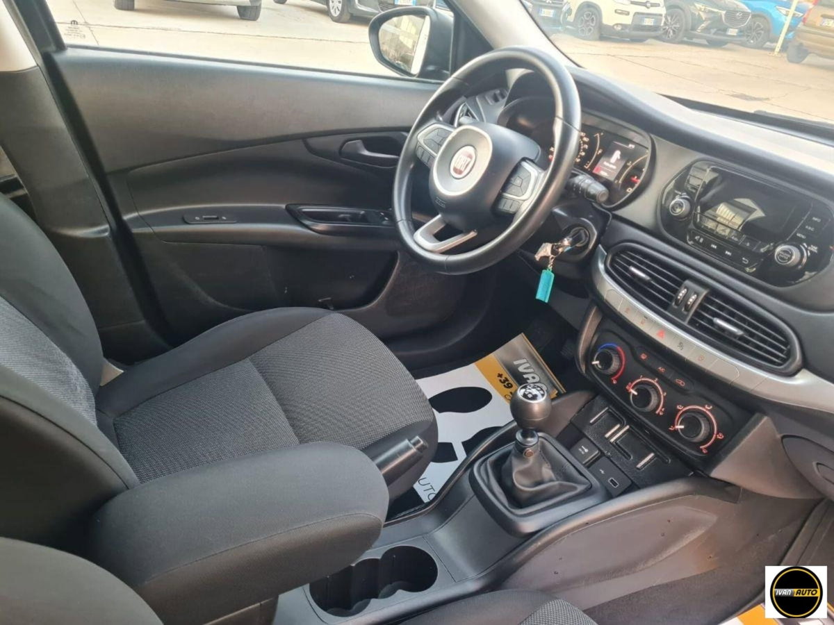 Fiat Tipo Tipo 1.4 T-Jet 120CV 5 porte Mirror (9)