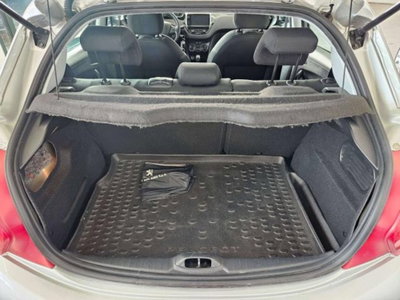 Peugeot 208 82 5 porte Access (14)