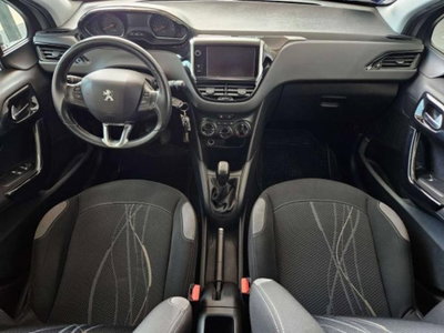 Peugeot 208 82 5 porte Access (8)