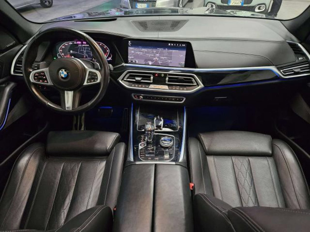 BMW X5 M50d (8)