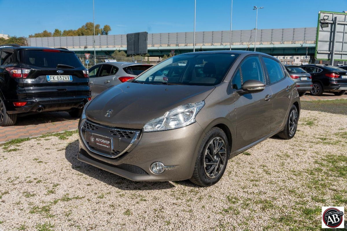 Peugeot 208 HDi 68 CV 5 porte Active (2)