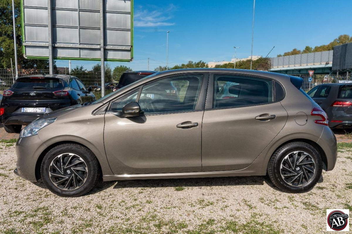 Peugeot 208 HDi 68 CV 5 porte Active (6)