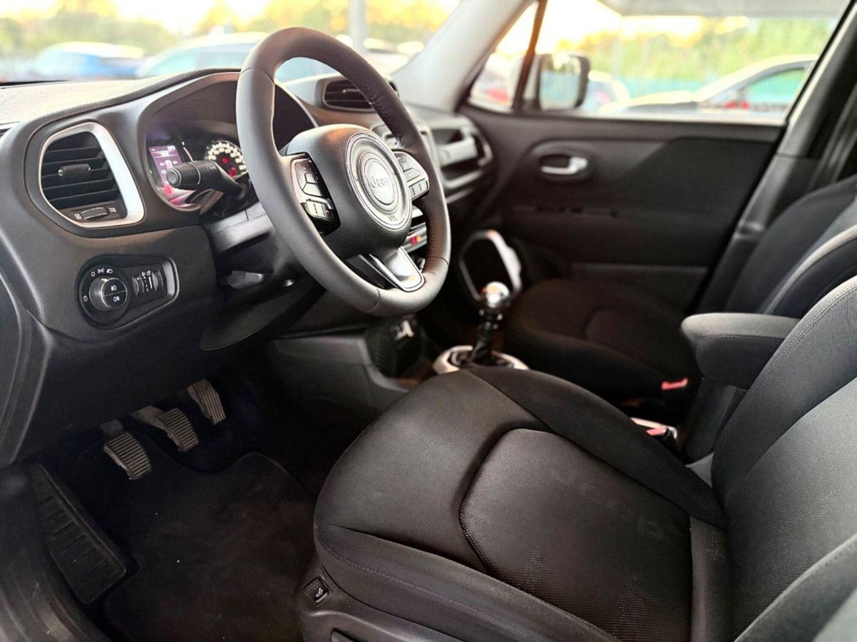 Jeep Renegade 1.4 MultiAir Longitude (10)