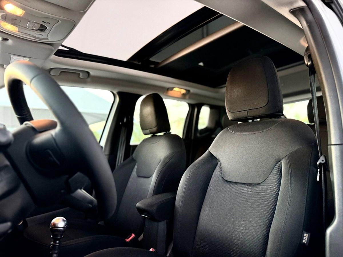 Jeep Renegade 1.4 MultiAir Longitude (15)