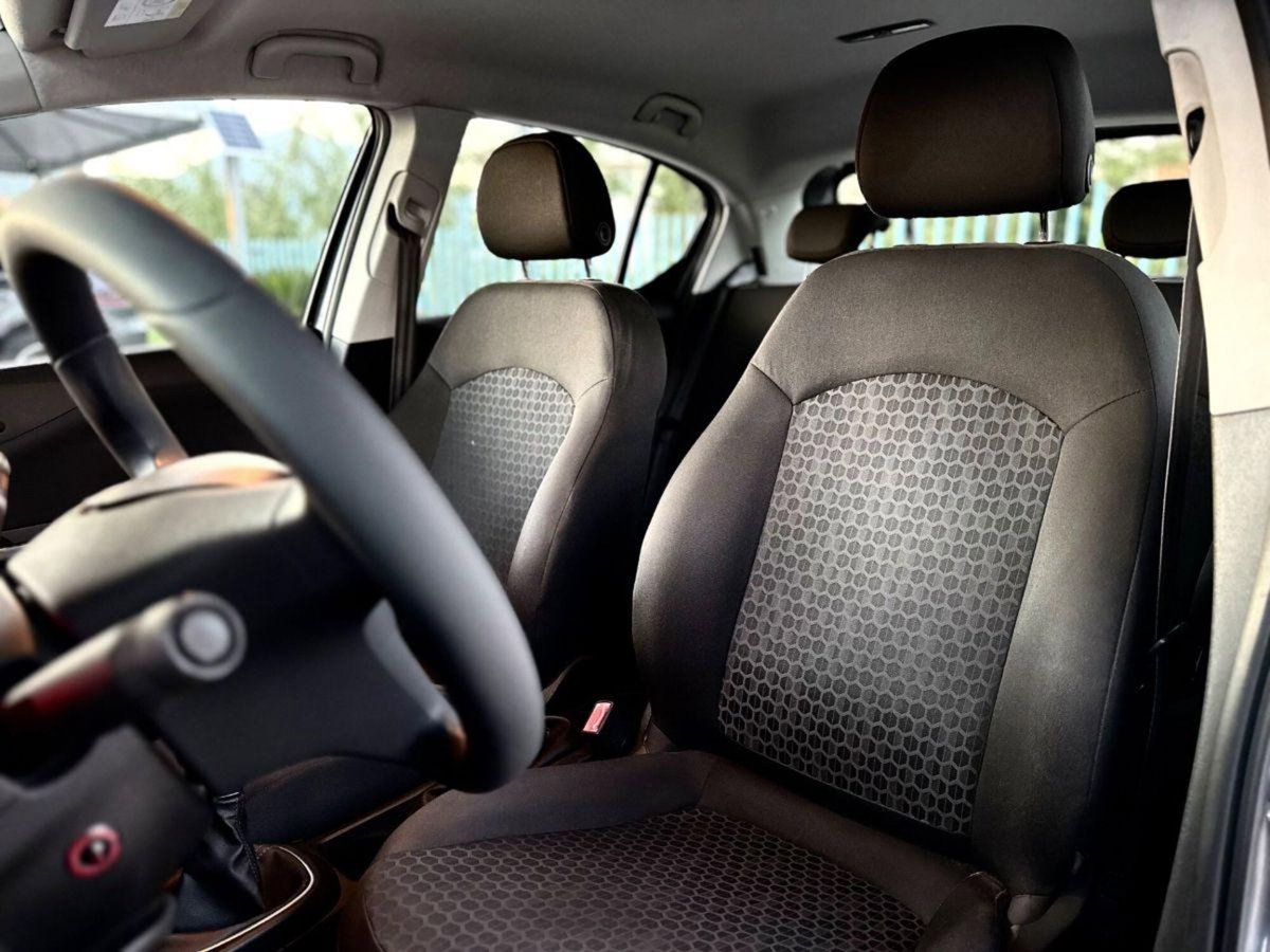 Opel Corsa Coupé 1.4 90CV GPL Tech Innovation (11)
