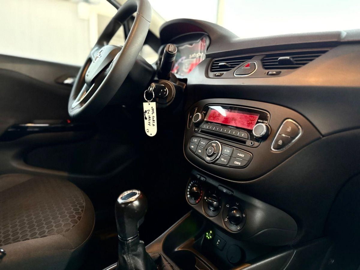 Opel Corsa Coupé 1.4 90CV GPL Tech Innovation (15)