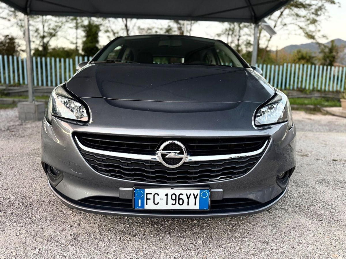 Opel Corsa Coupé 1.4 90CV GPL Tech Innovation (2)
