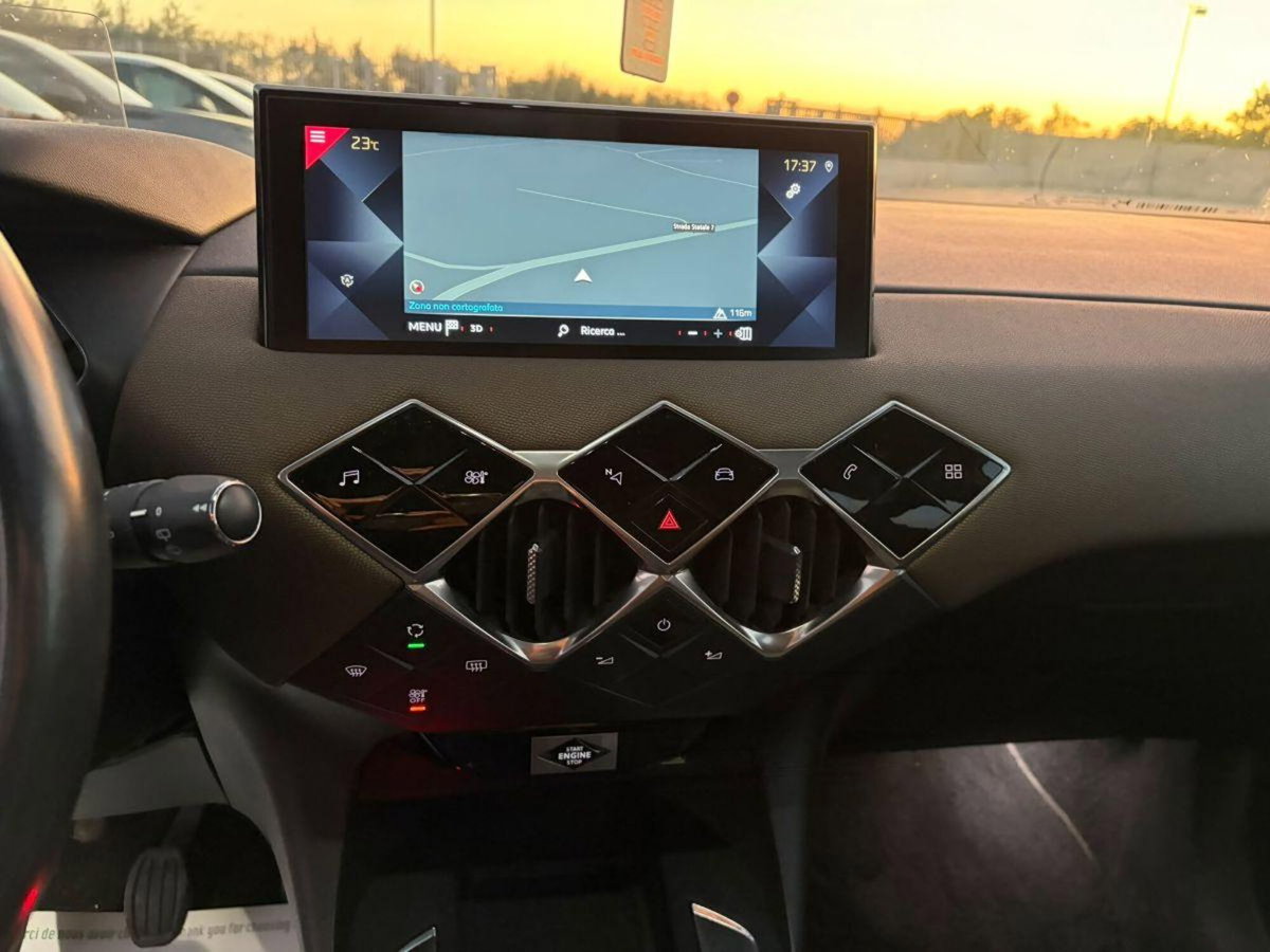 Ds DS 3 DS 3 Crossback PureTech 100 So Chic (12)