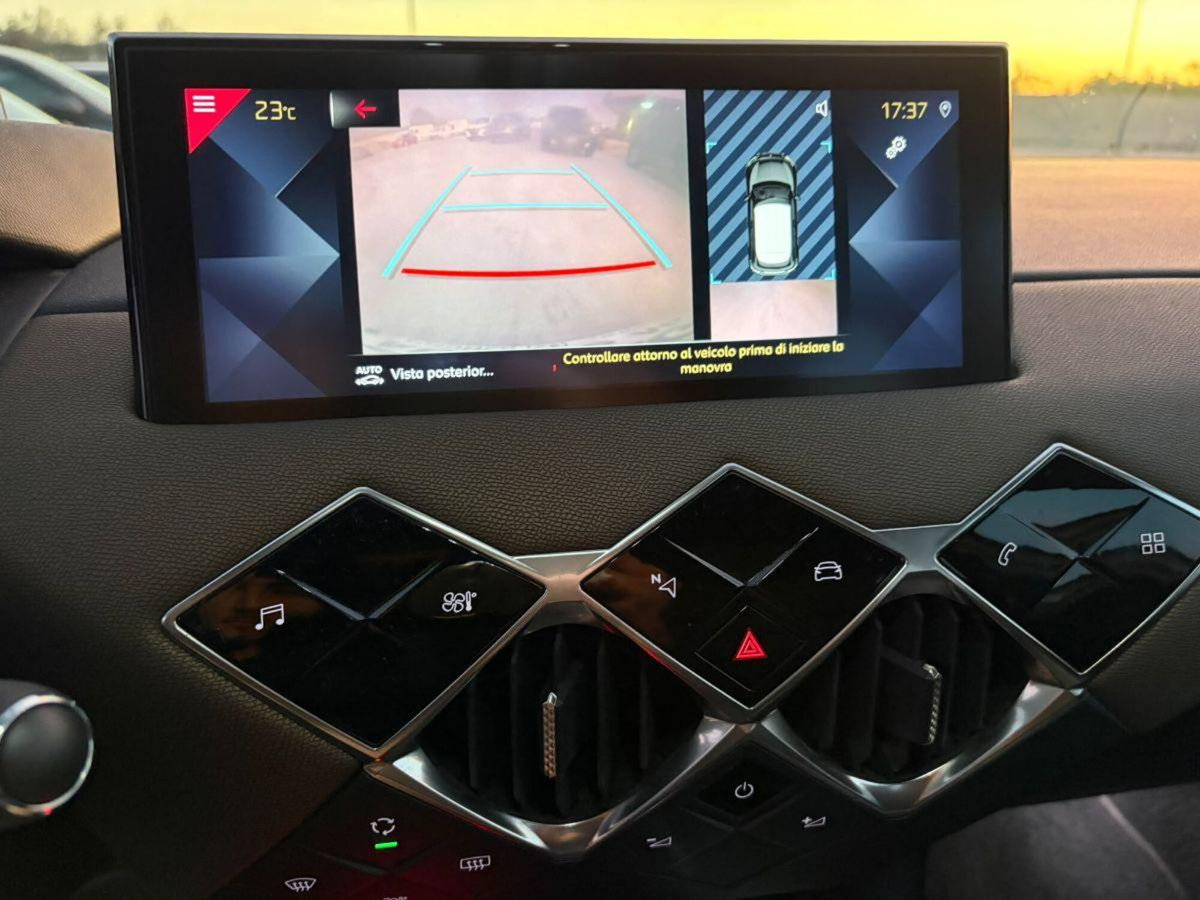 Ds DS 3 DS 3 Crossback PureTech 100 So Chic (17)