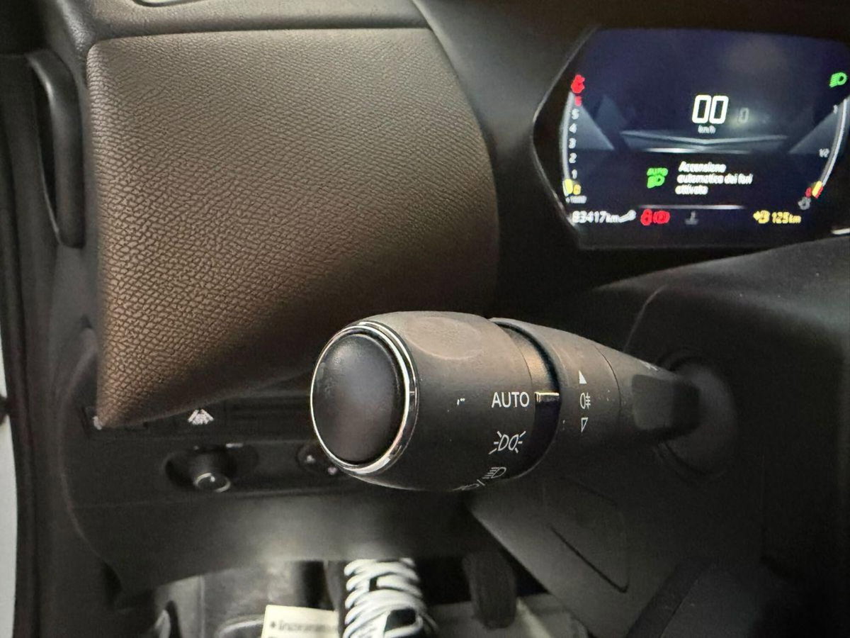 Ds DS 3 DS 3 Crossback PureTech 100 So Chic (18)